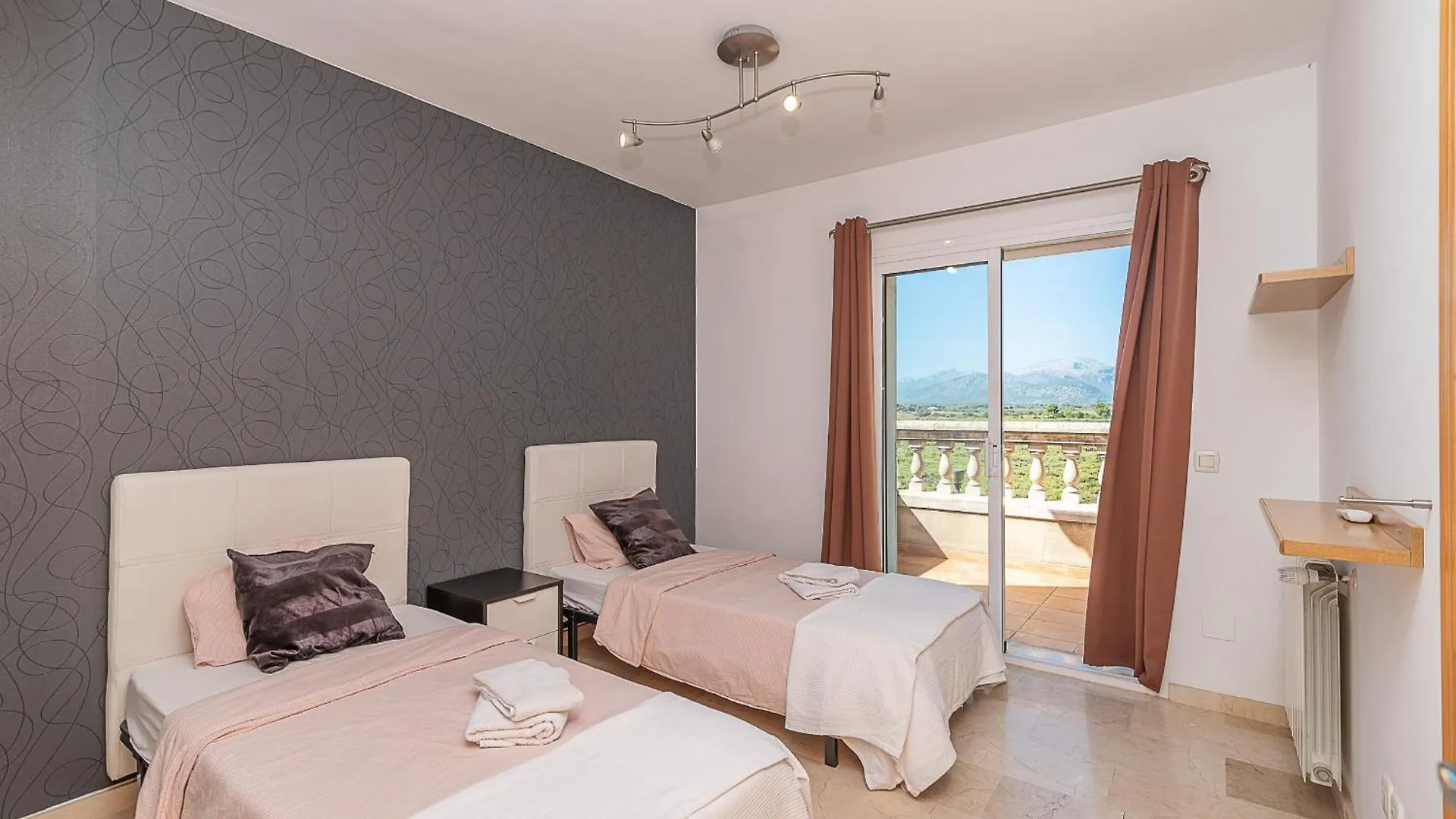 אלקודיה Villa Sa Marina By Sealand Villas