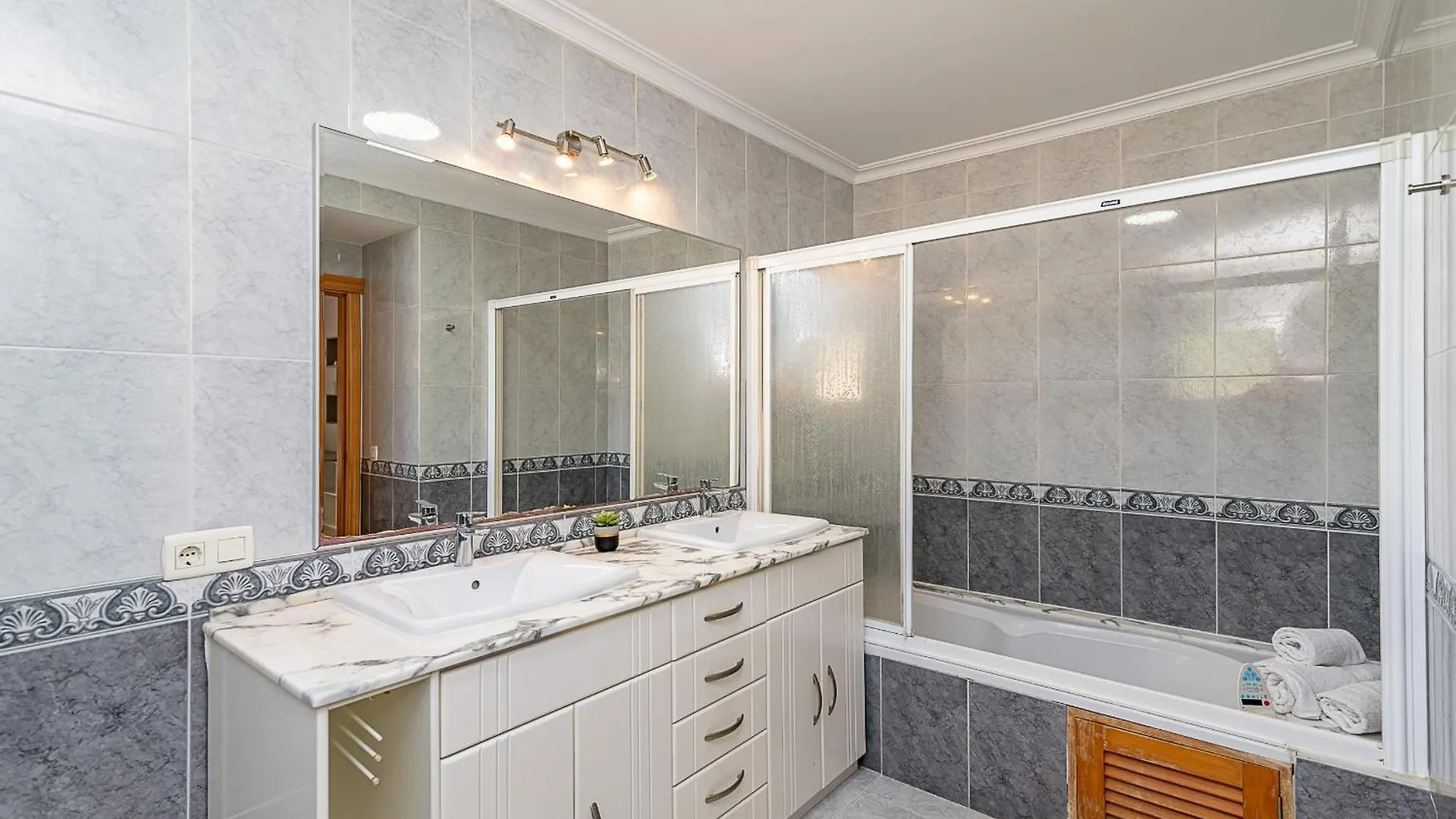 אלקודיה Villa Sa Marina By Sealand Villas